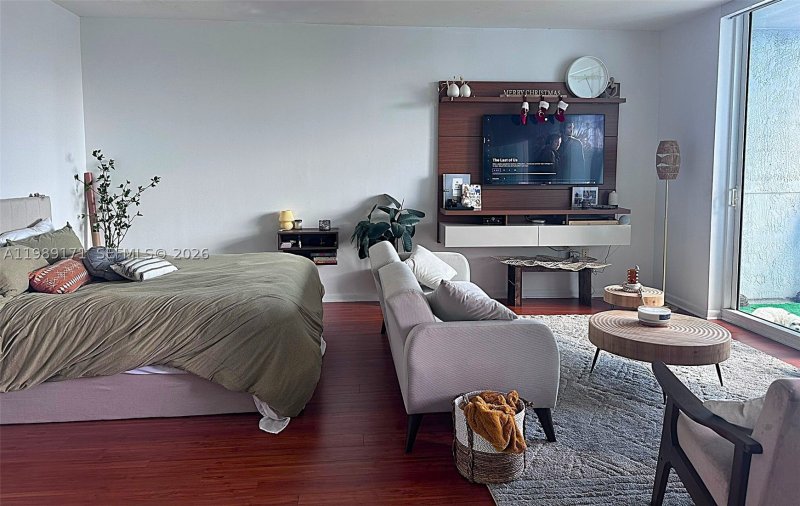 Apartment for rent at Vizcayne Everglades On The Bay 3707