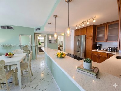 Aluguel de apartamento no Admirals Port Condos 905E