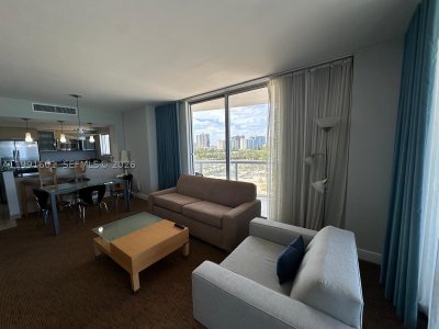 Comprar apartamento en M Resort Residences 802