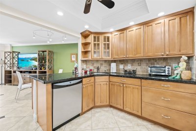 Comprar apartamento en Royal Ambassador 612