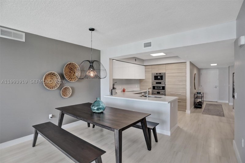 Condo for sale at Arlen House 4-903