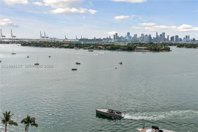 Comprar apartamento en Mirador North Tower PH-01