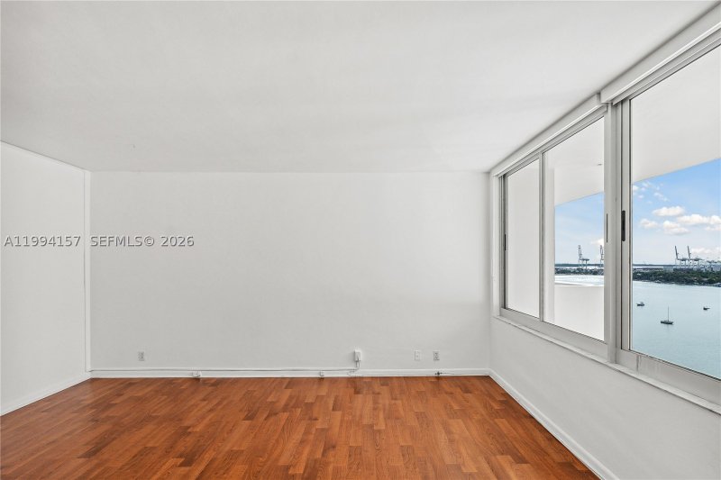 Comprar apartamento en Mirador North Tower PH-01