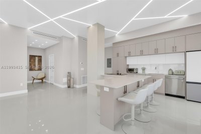 Comprar apartamento en Del Prado South Tower PH04