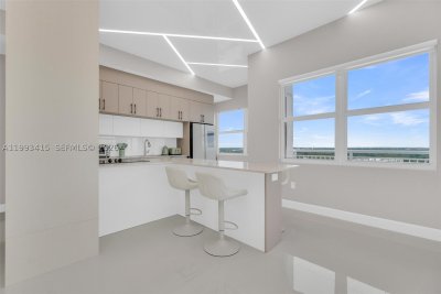 Comprar apartamento en Del Prado South Tower PH04