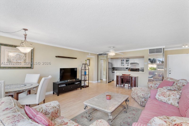 Condo for sale at Bayview Towers B111