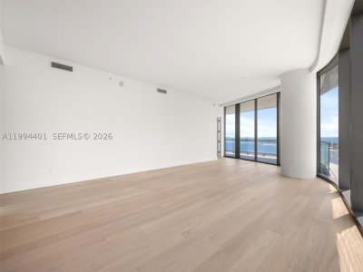 Alquiler de apartamento en Una Residences at Brickell 502