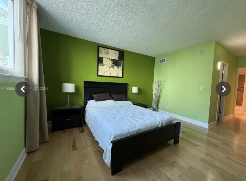 Condo for sale at Ocean View 701