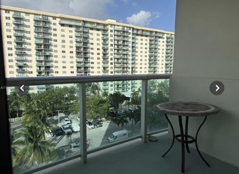 Condo for sale at Ocean View 701