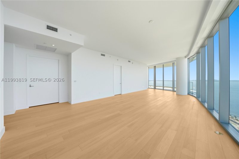 Condo for sale at Una Residences at Brickell 3102