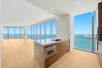 Una Residences at Brickell Apt #3102