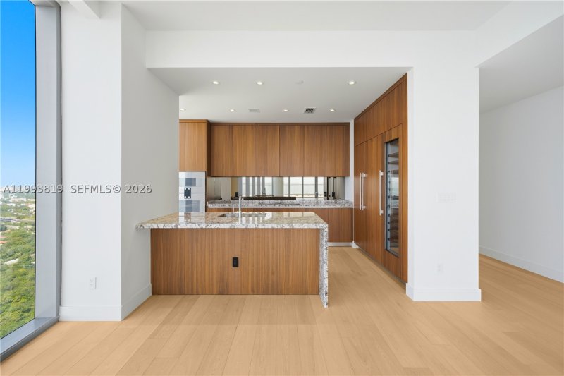 Condo for sale at Una Residences at Brickell 3102