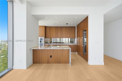 Comprar apartamento en Una Residences at Brickell 3102