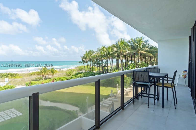 Apartment for rent at The Waves Condo 409