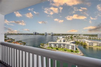 1000 Williams Island Apt #1910