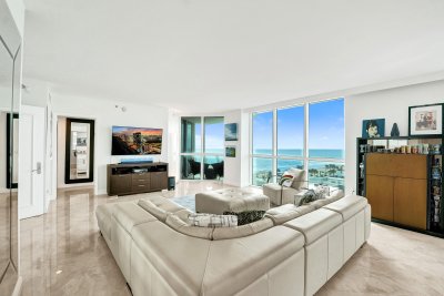 Aluguel de apartamento no Las Olas Beach Club 1107