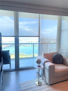 Aluguel de apartamento no Marina Blue 4310