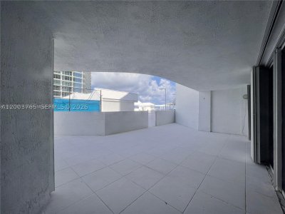 Aluguel de apartamento no Sands Pointe 602