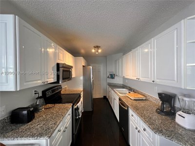 Aluguel de apartamento no Sands Pointe 602