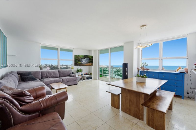 Comprar apartamento en Floridian 2612