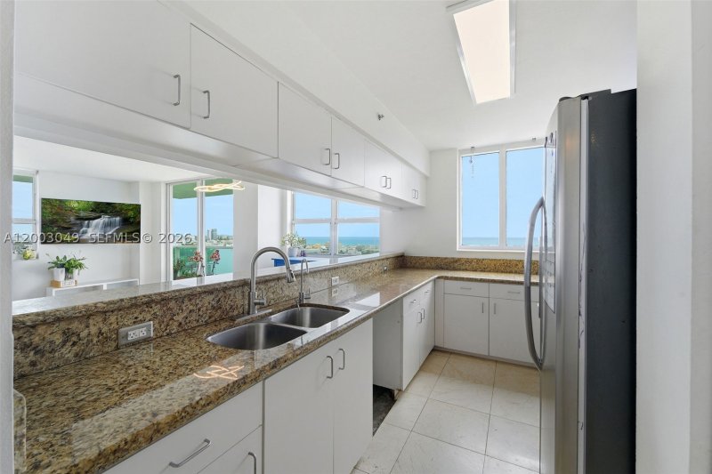 Comprar apartamento en Floridian 2612