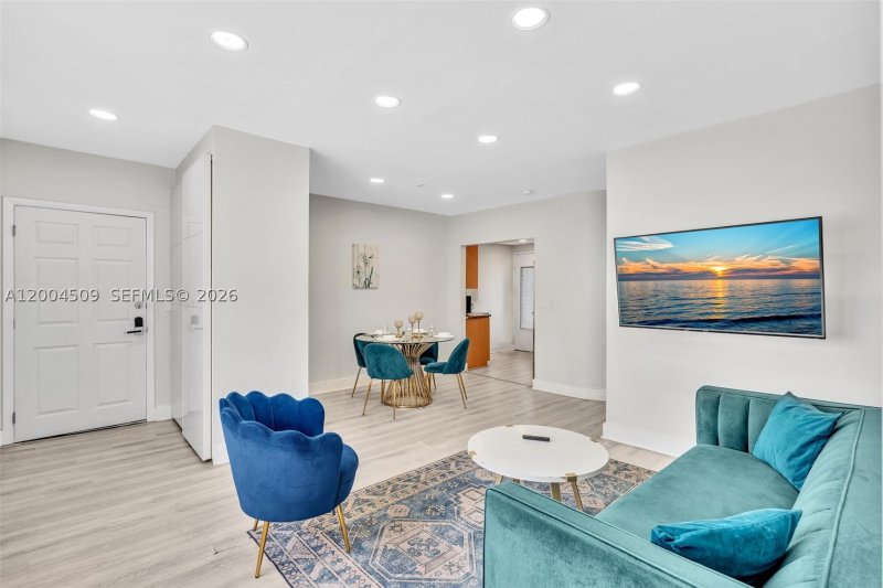 Property photo # 2