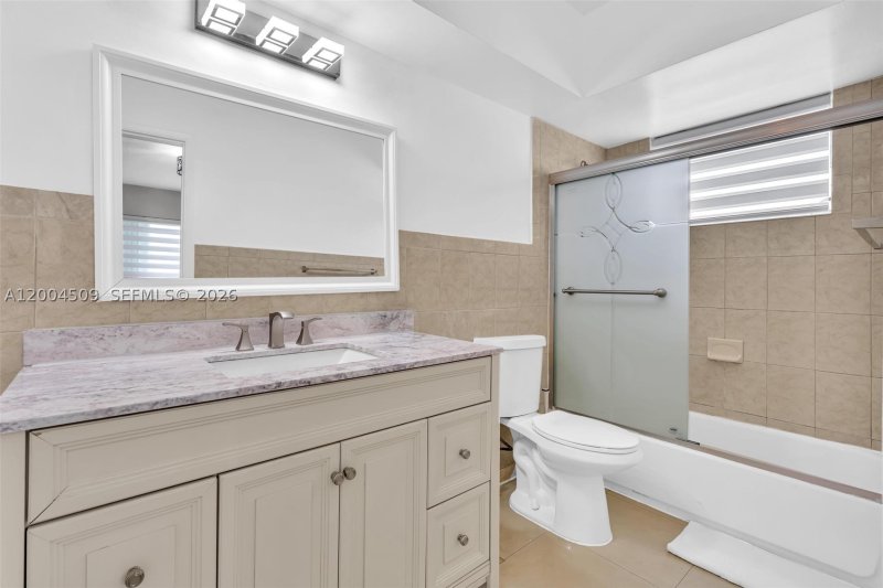 Property photo # 9