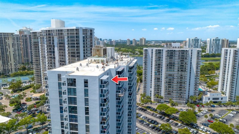 Condo for sale at Waterview PH-38