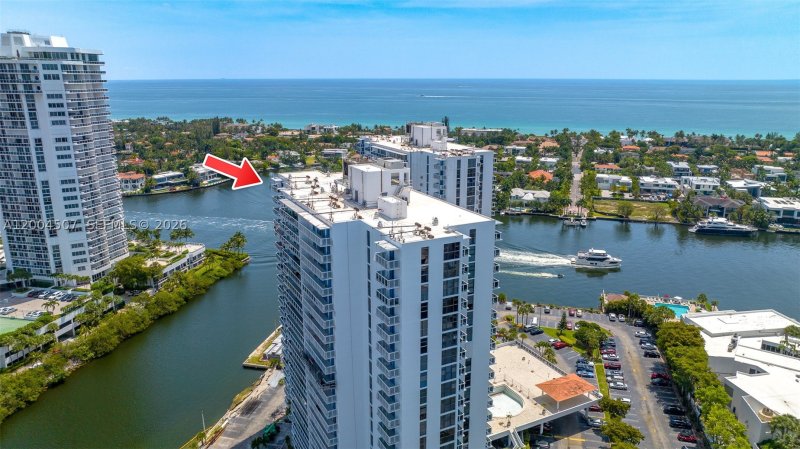 Condo for sale at Waterview PH-38