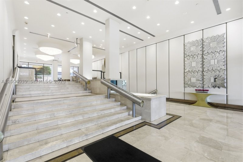 Condo for sale at The Cricket Club 1505