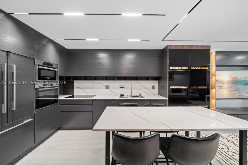 Comprar apartamento en Roney Palace 432