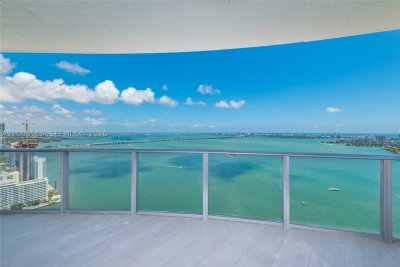 Comprar apartamento no Aria on The Bay 4515