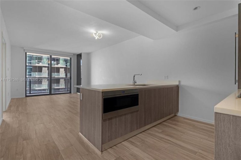 Apartment for rent at SLS Lux Brickell 2508