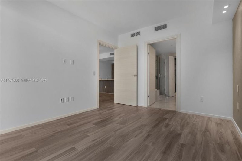 Apartment for rent at SLS Lux Brickell 2508