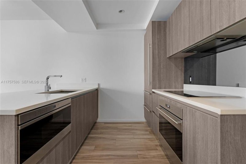 Apartment for rent at SLS Lux Brickell 2508