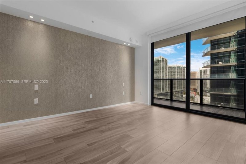 Apartment for rent at SLS Lux Brickell 2508