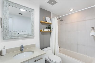 Comprar apartamento en Midtown Midblock 913