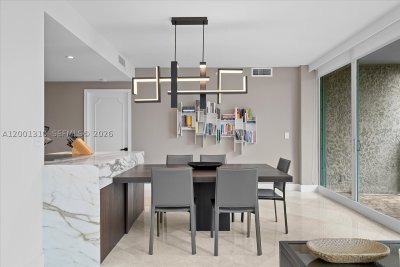 Alquiler de apartamento en Ritz Carlton Coconut Grove 201