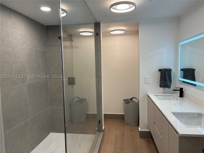 Alquiler de apartamento en Ritz Carlton Coconut Grove 201