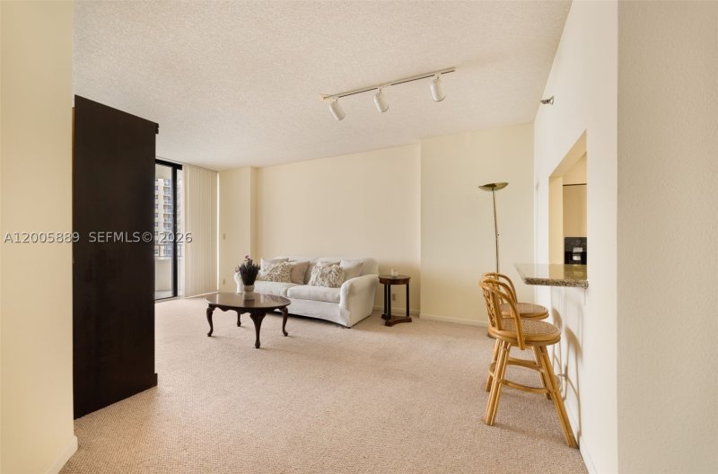 Condo for sale at Brickell Key One A1001