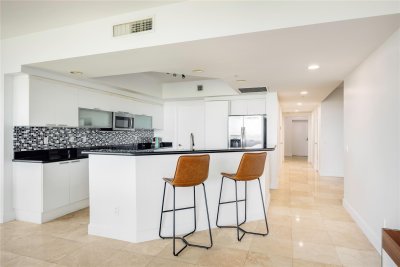Comprar apartamento no One Fifty One at Biscayne 1109
