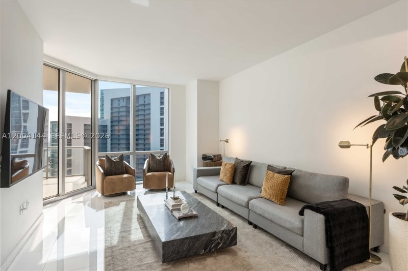 Condo for sale at Paramount Miami WorldCenter 4405