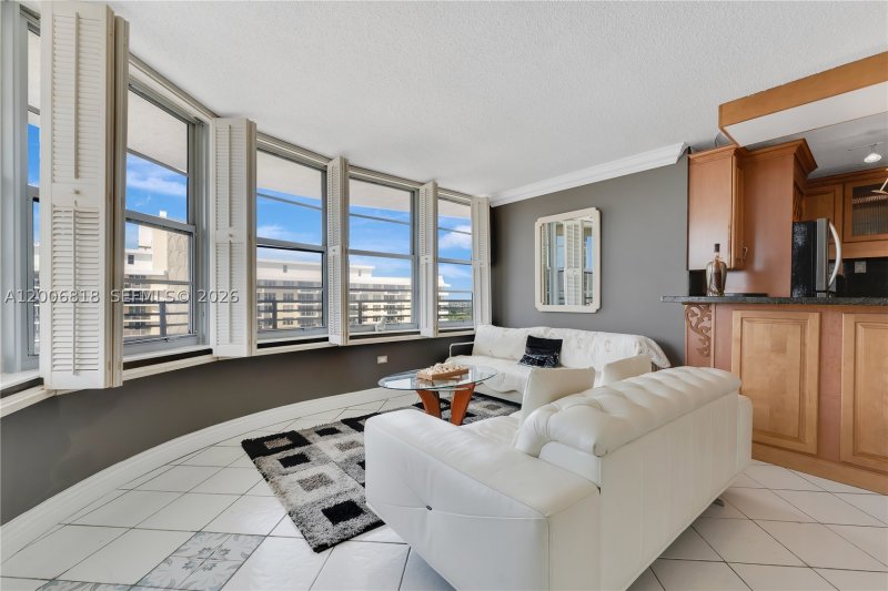 Apartment for rent at Oceanside Plaza 16A