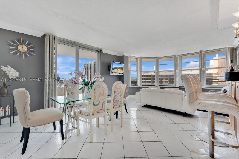 Apartment for rent at Oceanside Plaza 16A