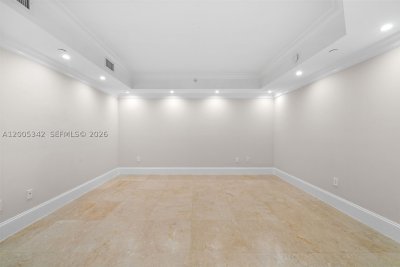 Comprar apartamento no Peninsula II 1604