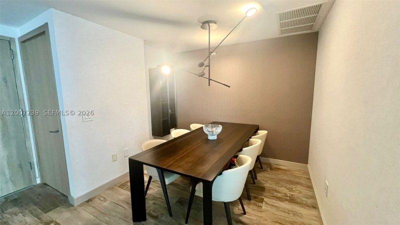 Apartment for rent at Paraiso Bay Miami 1001