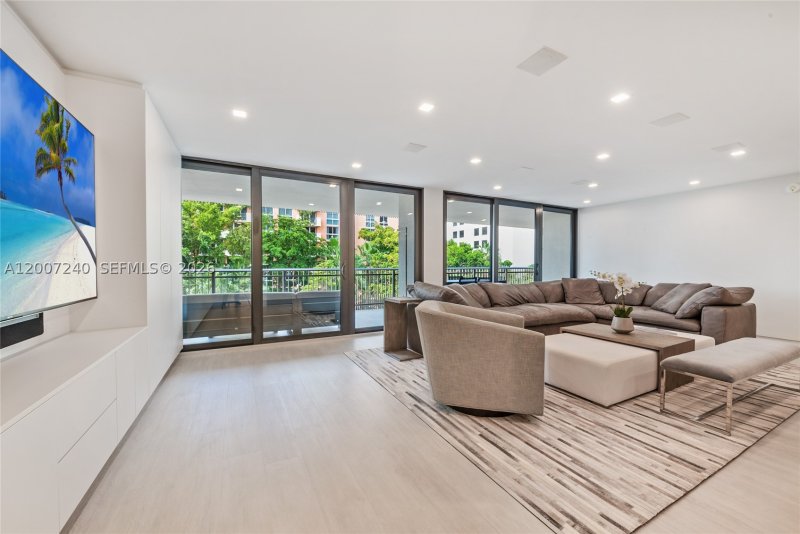 Apartment for rent at Yacht Harbour 5E