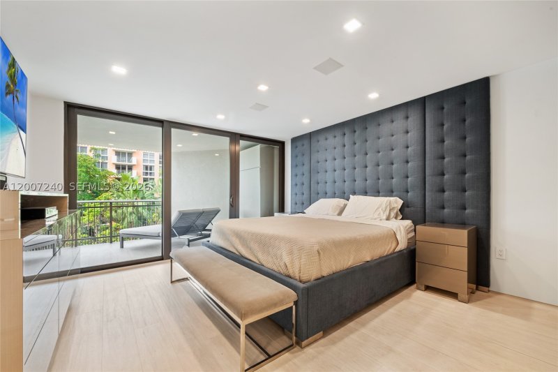 Apartment for rent at Yacht Harbour 5E