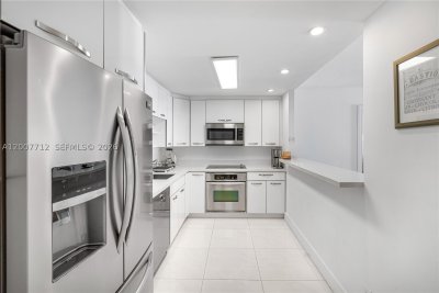 Aluguel de apartamento no Ocean Reserve 1612