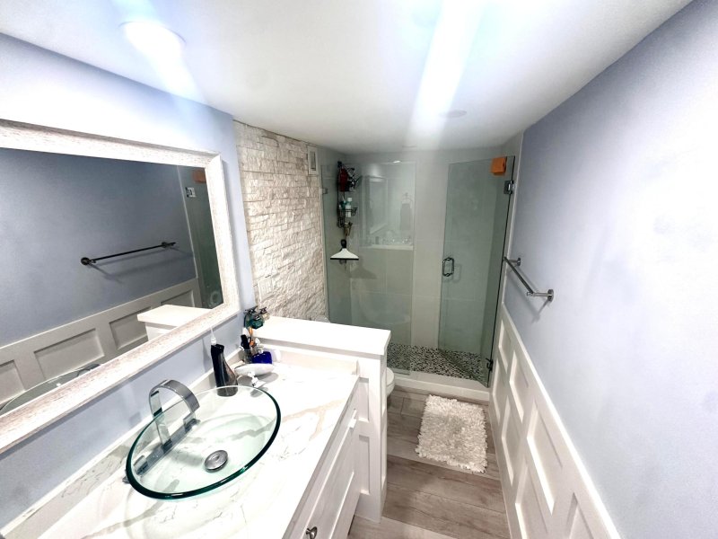 Condo for sale at The Venetian 1211